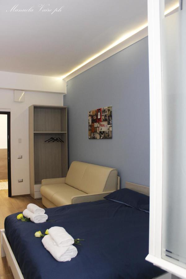 Seafront Apartment Salerno Exterior photo